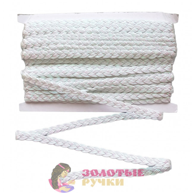 Тесьма декоративная для рукоделия, шитья. Ширина: 1 см. Количество в упаковке: 13,7 м. Цвет: белый с люрексной нитью.