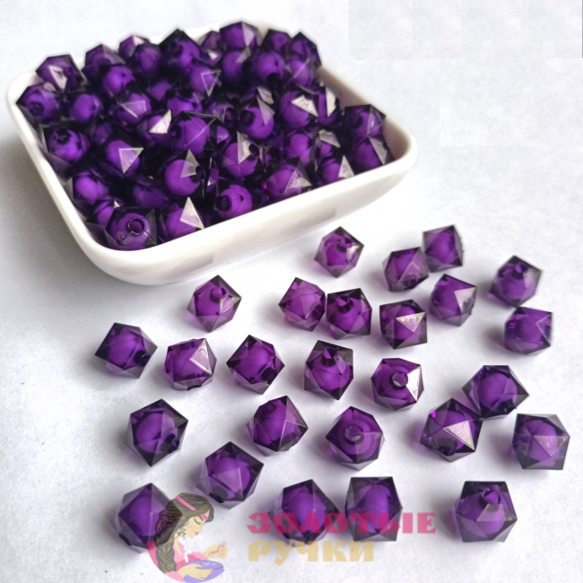 Бусины граненые квадратные. Размер: 8 мм. Цвет: фиолетовый.
